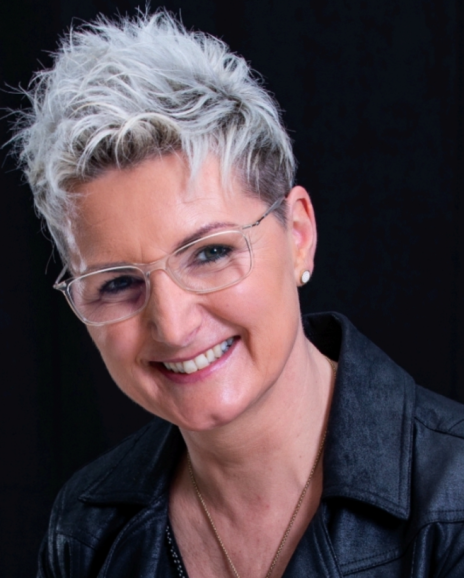 Porträt von Karin Fennen
